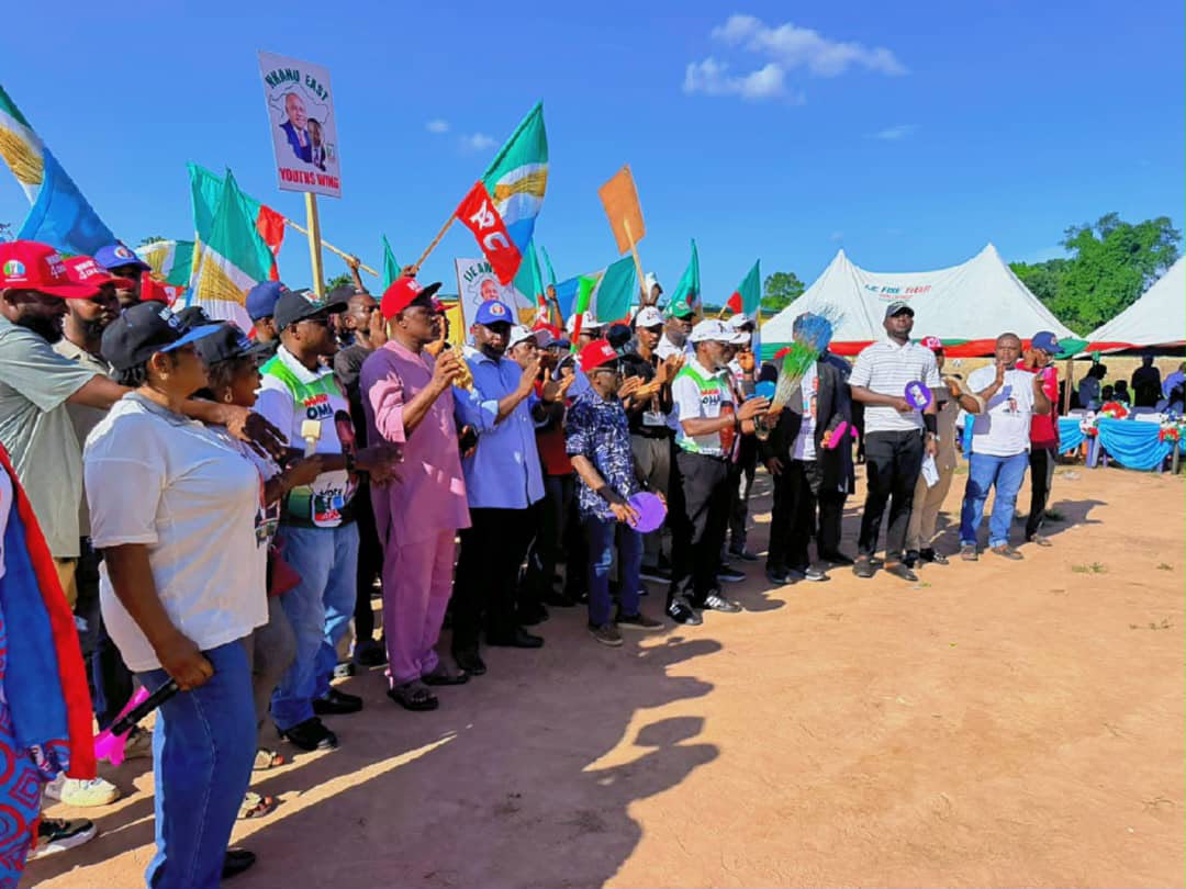 Ihuokpara, IsienuAkpawfu Wards Back Mbah, Ogbuekwe, APC Ahead of Election
