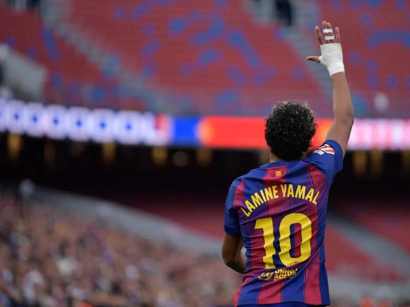 Lamine Yamal Claims He Deserves the 2026 Ballon d’Or After Trophy-Laden Year
