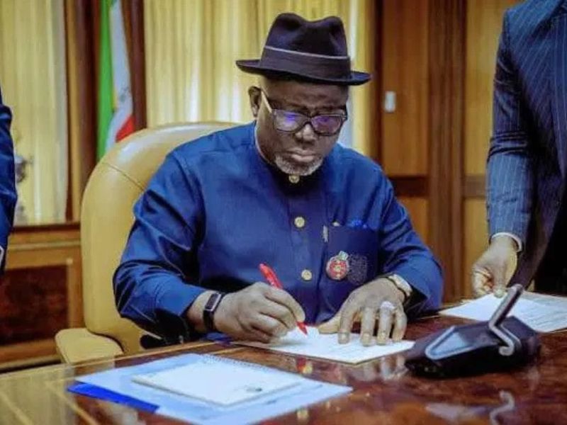 Oborevwori Says Delta Workers Cannot Take 13th-Month Salary and Vote Against APC