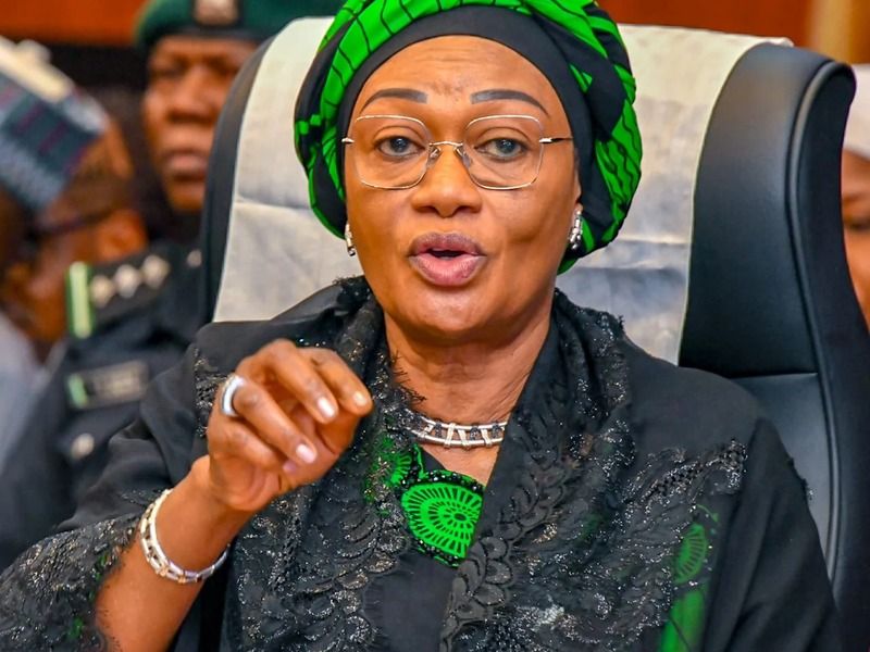 Remi Tinubu Says Nigerians Who Fail to See Progress Need ‘Tinubu Eyeglasses’