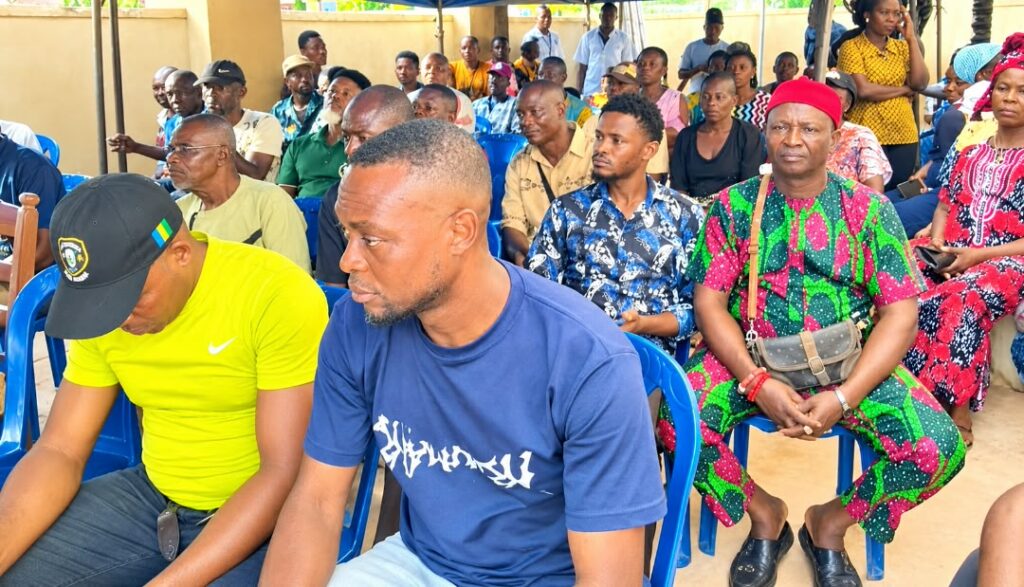 Traditional Rulers and Stakeholders Attend Tour